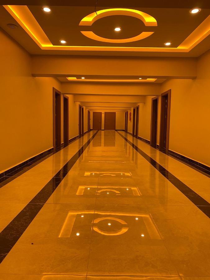 Marine View Hotel ヤロヴァ エクステリア 写真