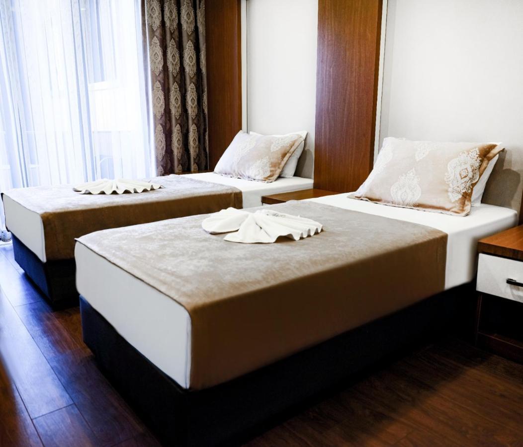Marine View Hotel ヤロヴァ エクステリア 写真